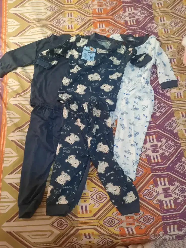 Baju bayi ukuran M