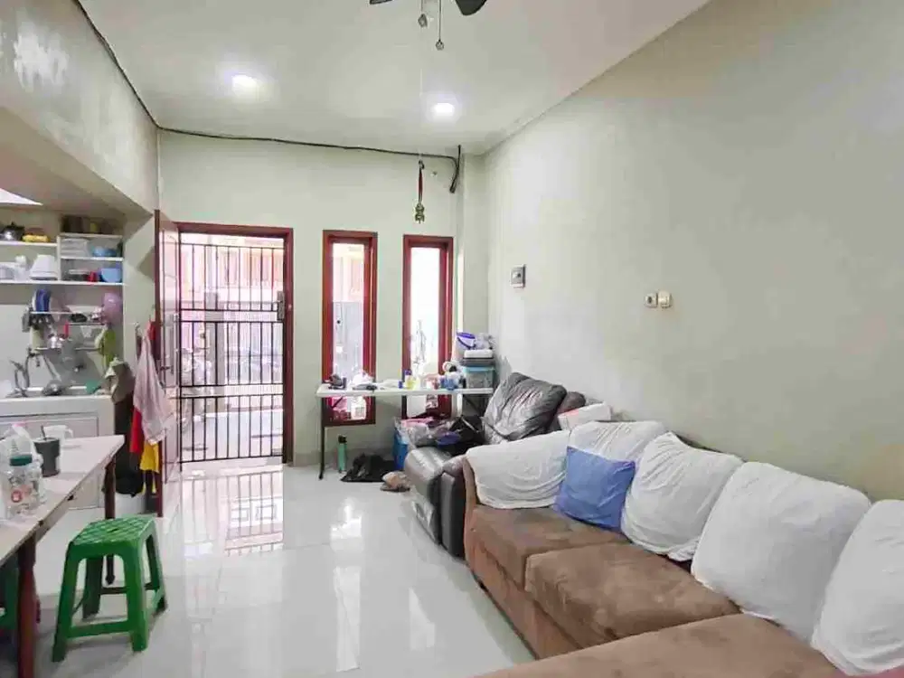 Jual Cepat Sunter Hijau 3 Lantai rapi siap Huni 6 x 16 ada 2 carport hanya 2,5*M-an jarang ada nih