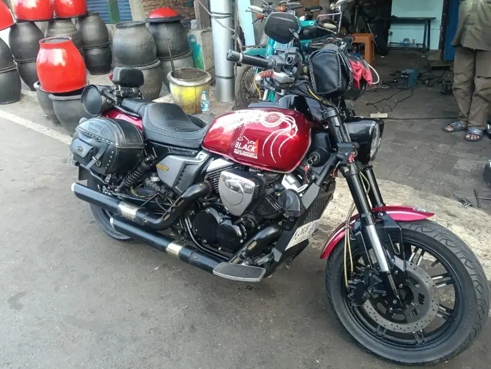 Benelli Geronimimo keeway v250 fi