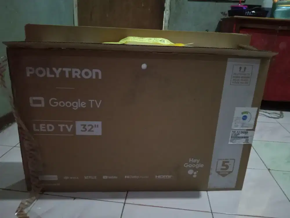 Tv Polytron 32 inchi  smart google tv