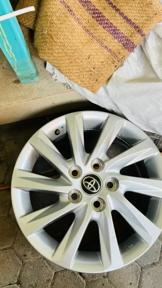 Velg serep innova