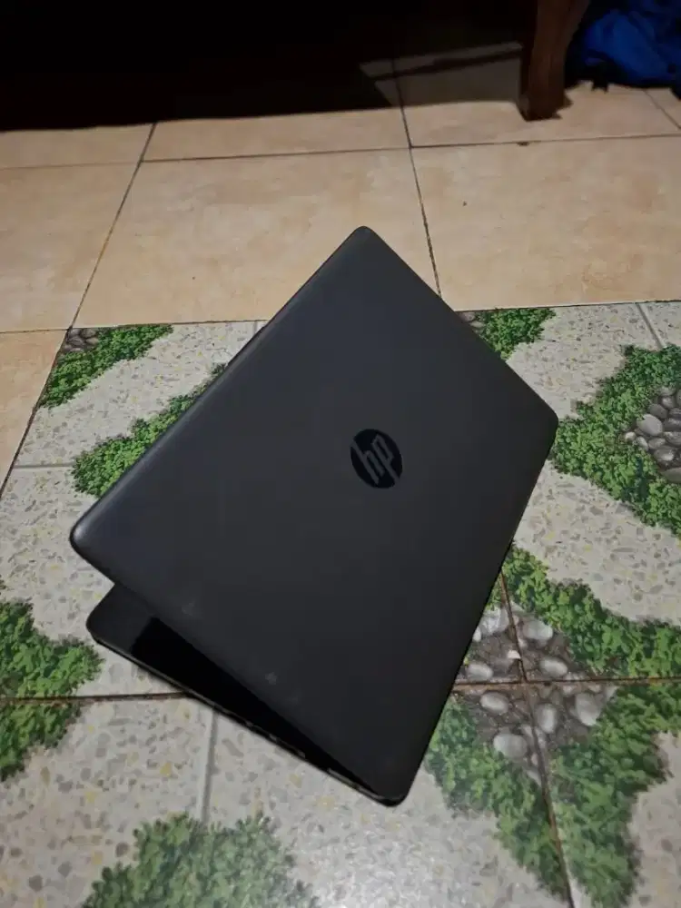 Dijual Laptop HP 240 G7 mulus siap pake