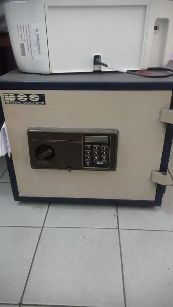 Brankas bekas tapi masih bagus