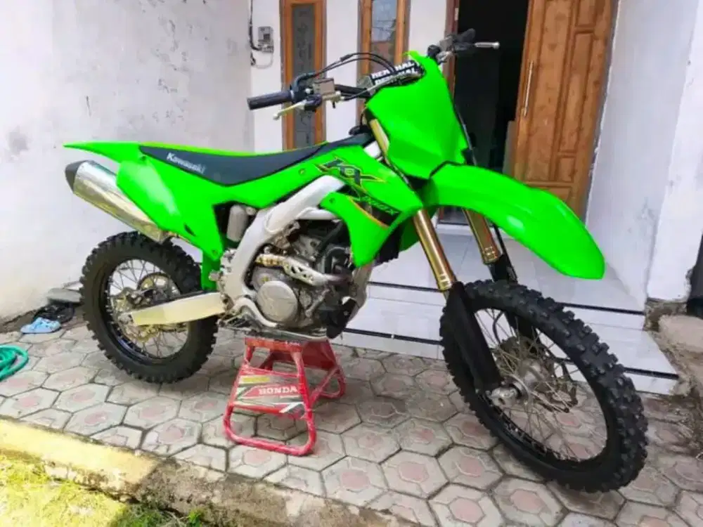 Dijual Cepat! Kawasaki KX 112 2025 - Kondisi Like New, Harga Nego!!!