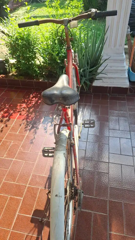 Sepeda mini bekas