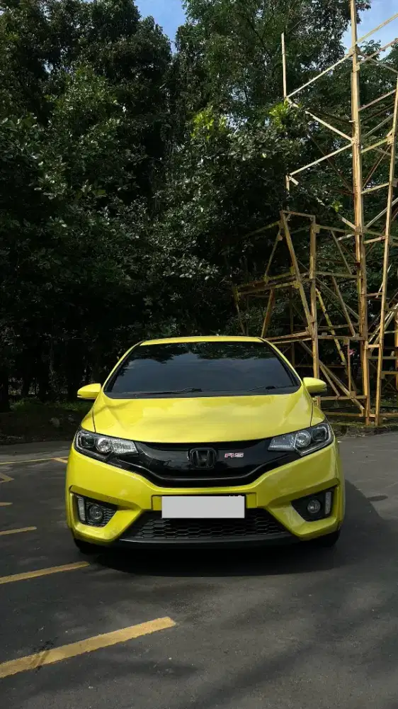 HONDA JAZZ RS MATIC 2015