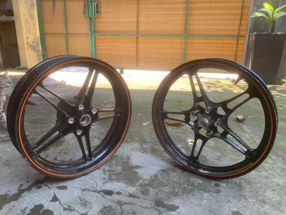 Dijuaalll Velg Vixion Old