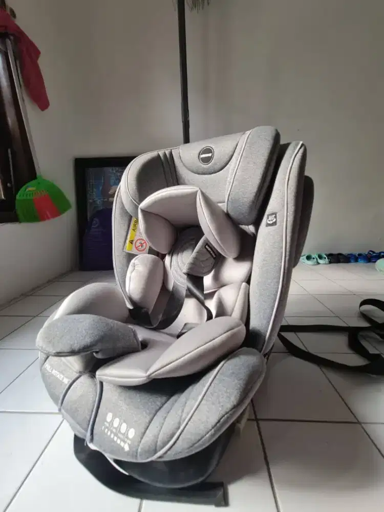 Carseat babydoes