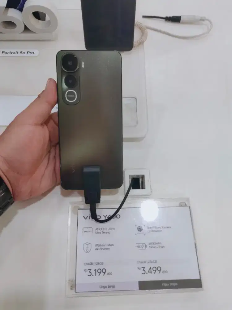 VIVO Y400 16/128 GB