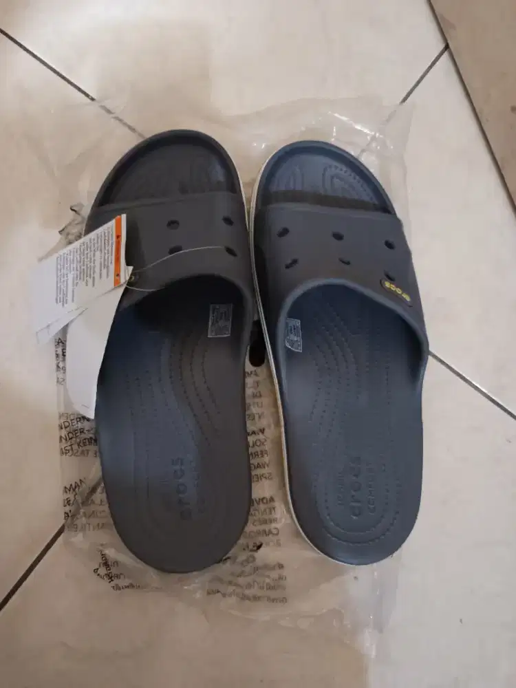 Sandal Crocs size 43