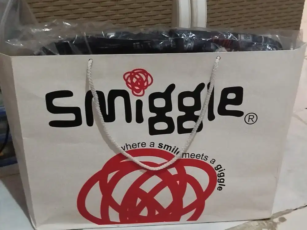 Tas Sekolah Smiggle Motif car