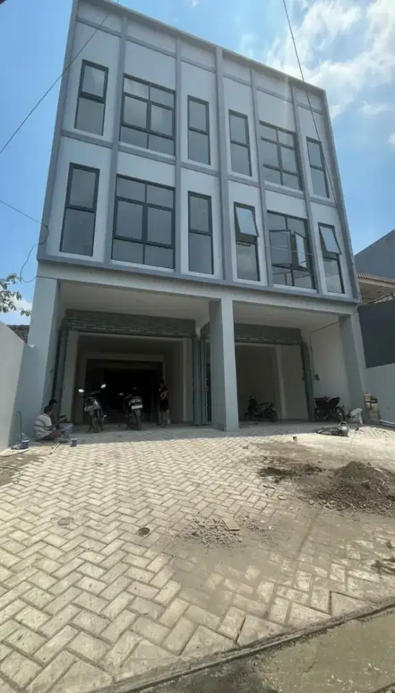 Ruko jejer 3 lantai disewakan Raya pucang anom NOL JALAN dkt kertajaya