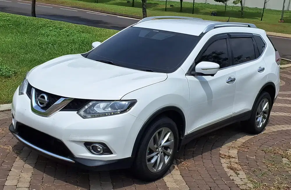 Nissan Xtrail 2.5 At 2015 angsuran 2jtn