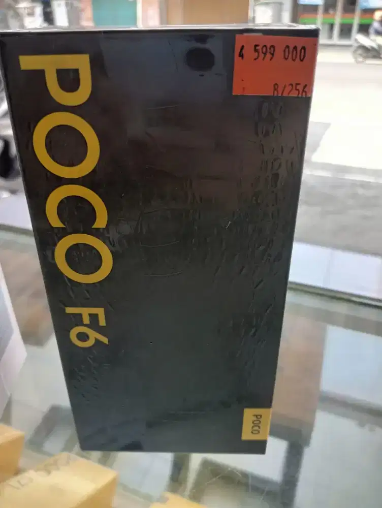 Poco F6 8/256 GB