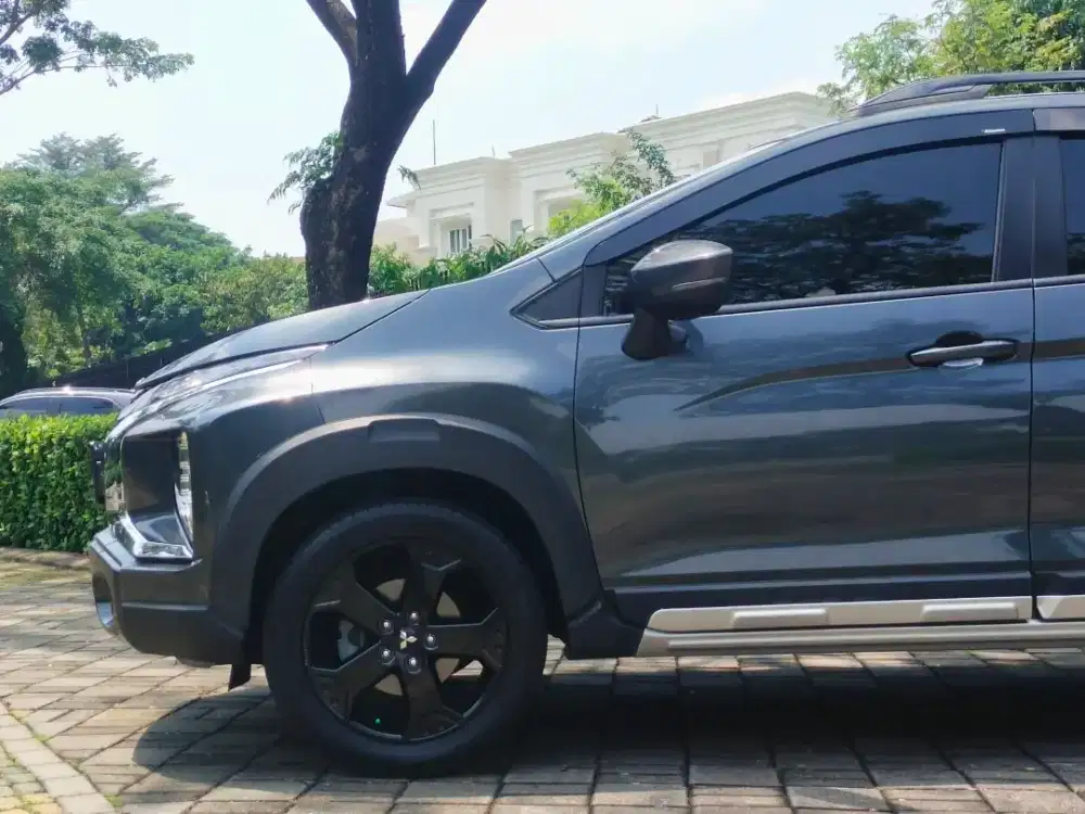 XPANDER CROOS PREMIUM at murah dp 20 an juta Expander cros Termurah