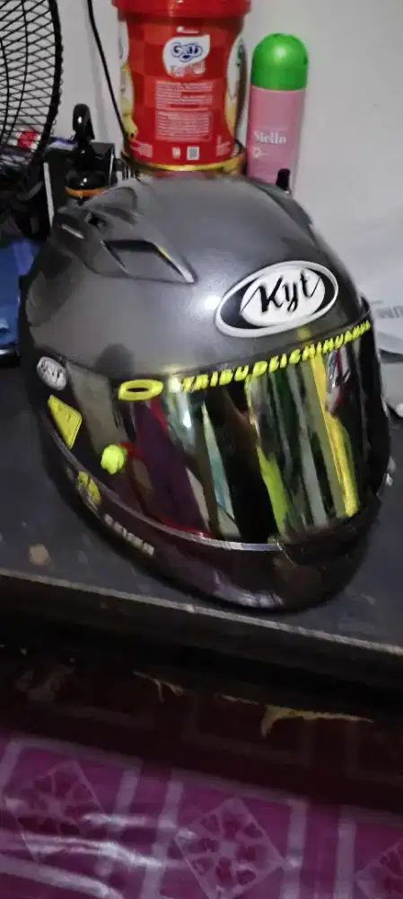 Helm second borongan KYT dan INK
