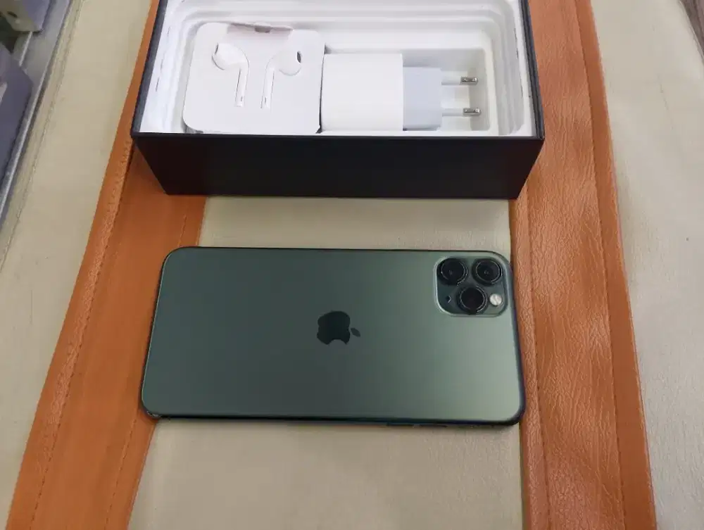Iphone 11 pro max 256gb baru g ada lawan
