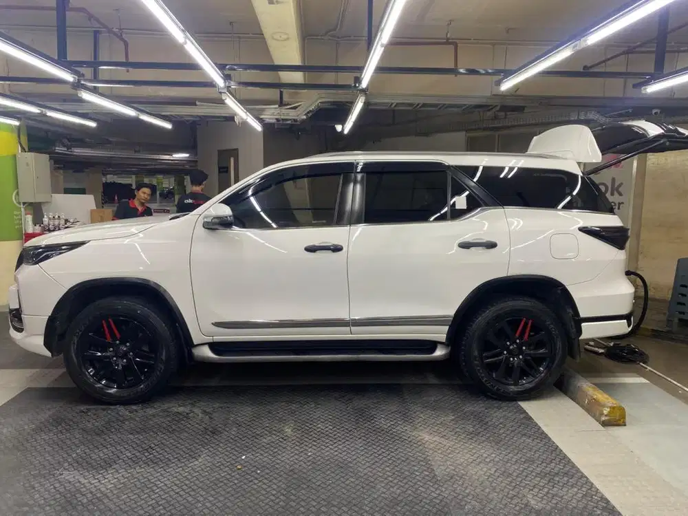 Fortuner VRZ A/T 2018 full upgrade GR 2024