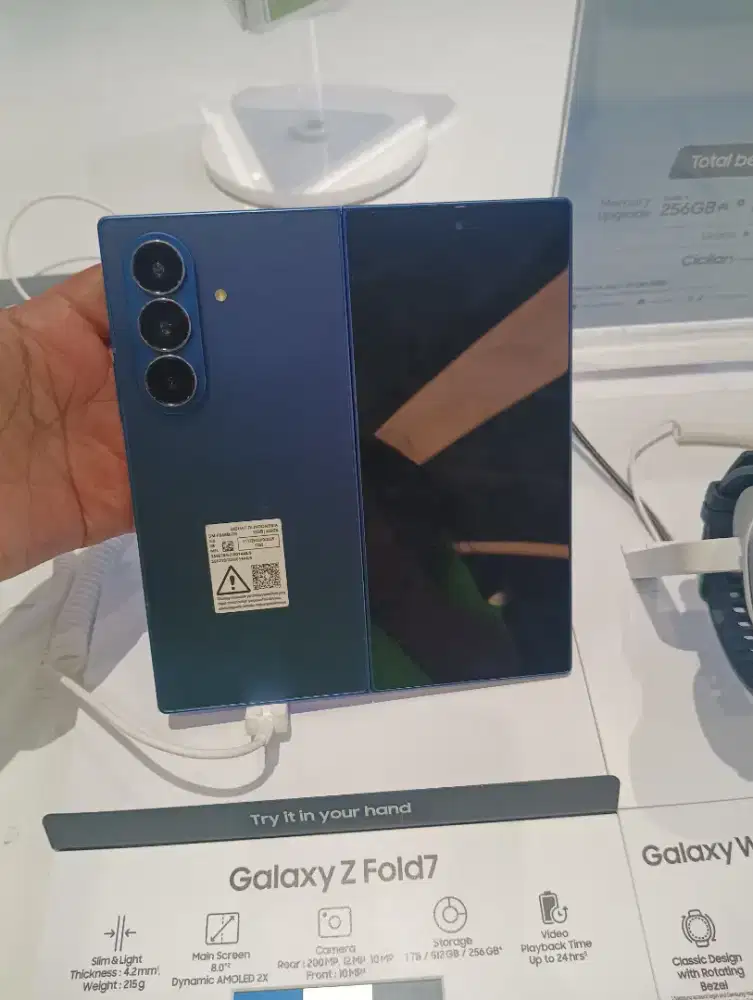 Samsung Galaxy Z Fold 7