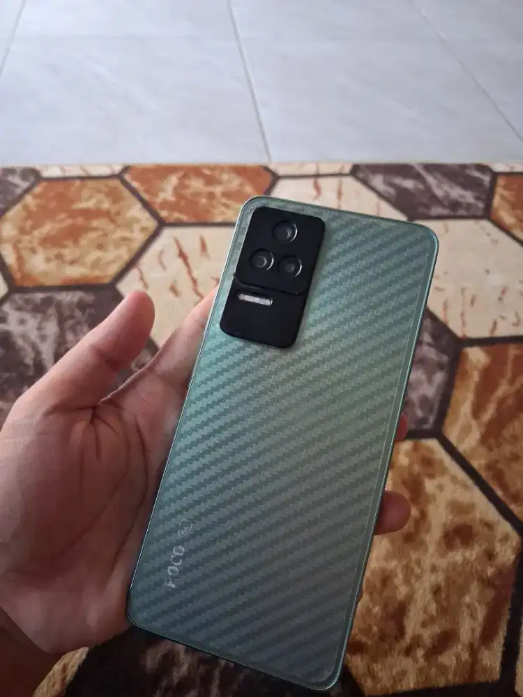JUAL HP POCO F4