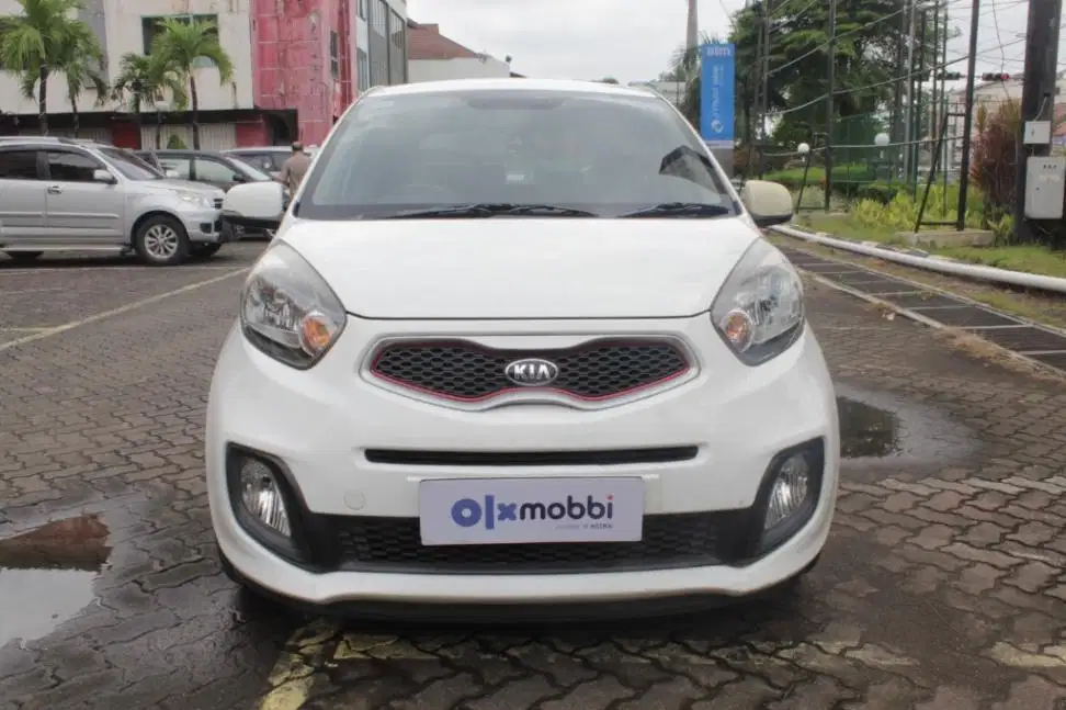 DP MURAH Kia Picanto 1.2 Bensin-AT 2015 CNYAB