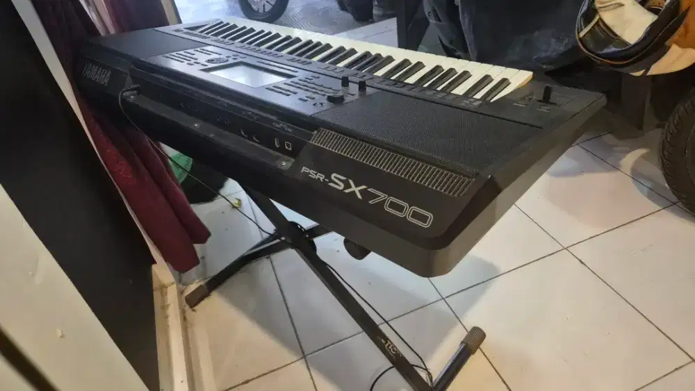 Keyboard Yamaha PSR SX 700 Digital