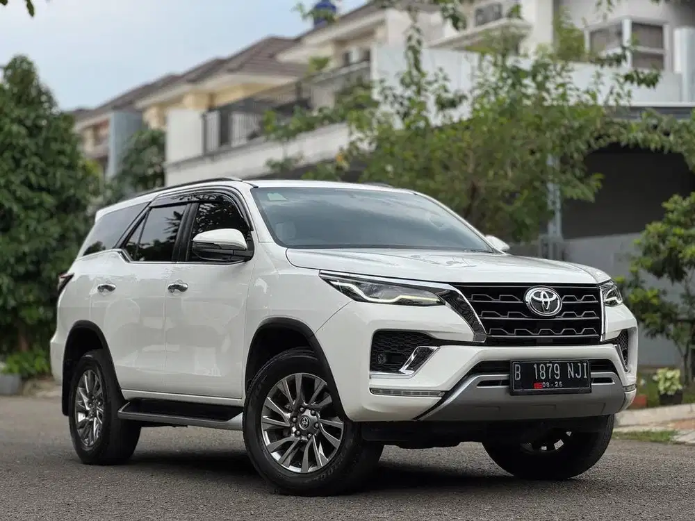 VRZ 2.4 FACELIFT AT 2021 PUTIH FAVORIT