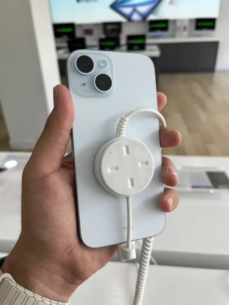 Promo Cicilan iPhone 15 Basic Spesial Bunga 0%