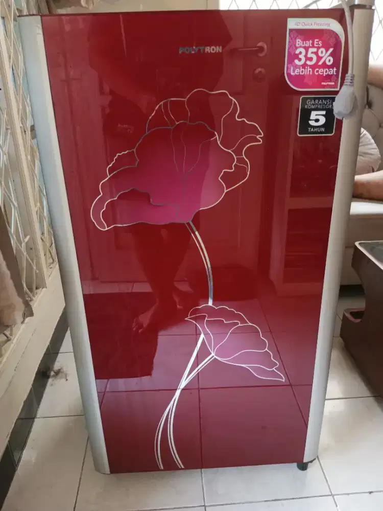Kulkas 1pintu polytron belezza pro 15agr
