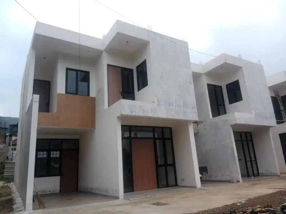 Dijual Rumah 2 lt di Cihanjuang dkt Cimahi Polban Gegerkalong Ciwaruga