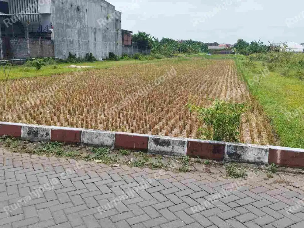 tanah sangat strategis selatan ambarukmo plasa