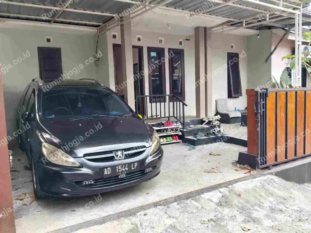 rumah sangat nyaman dan strategis bangunjiwo kasihan