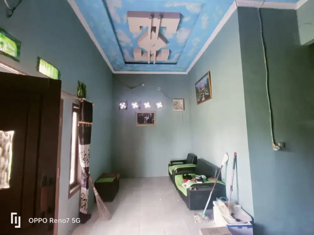 Di jual cepat rumah + tanah