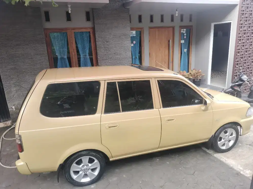 Kijang LSX 2001/efi