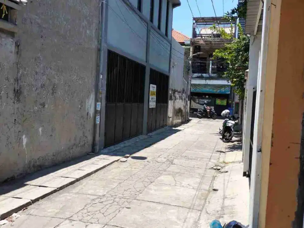 Dijual Murah Rumah Baru Gress Siap Huni di Surabaya Pusat Manyar Sambongan 2 lantai SHM 3 Kamar