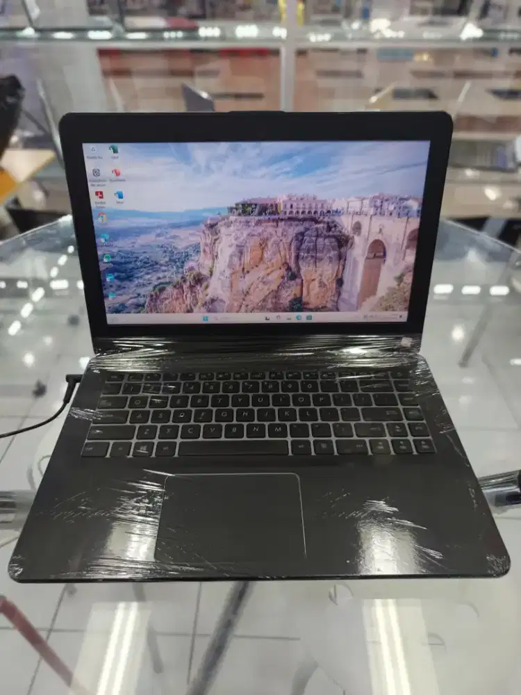 Laptop Asus VivoBook 14