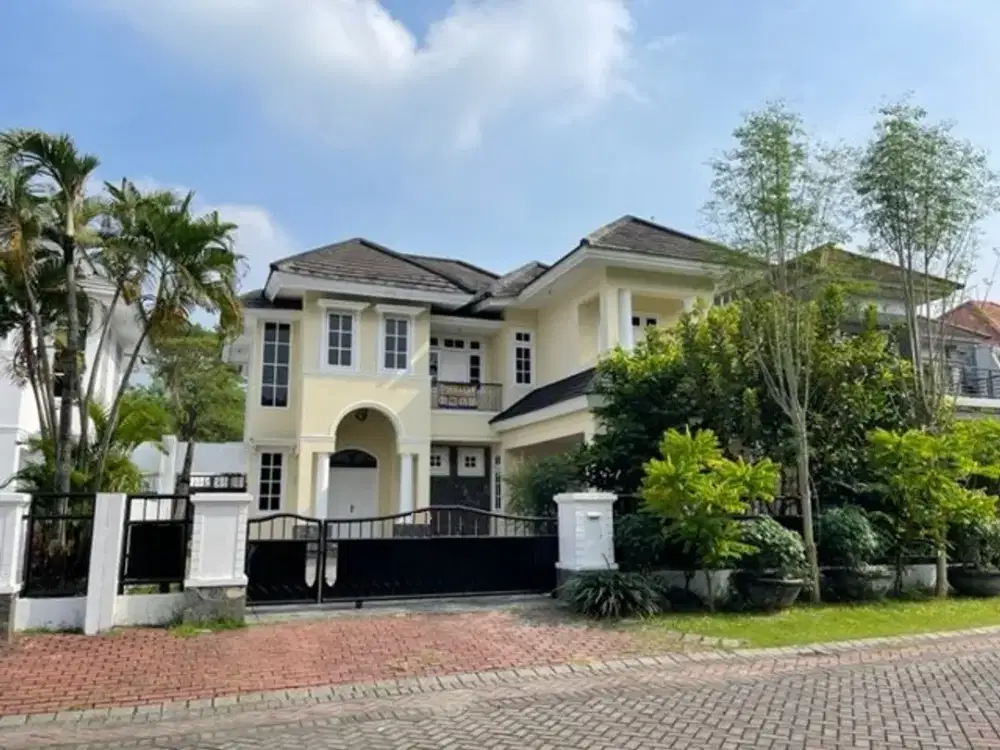 Rumah disewakan di Villa Bukit Mas Cluster Amsterdam Blok A, Surabaya