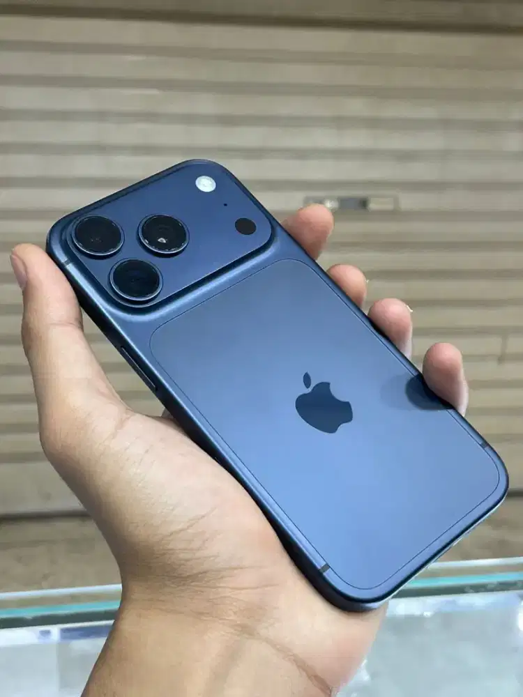 Second IPhone 17 Pro 256GB - Deep Blue | INTER REGIST | Original