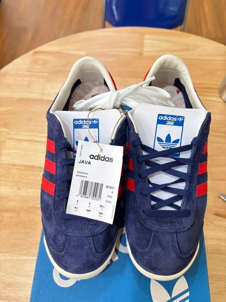 Sepatu adidas java ( new )