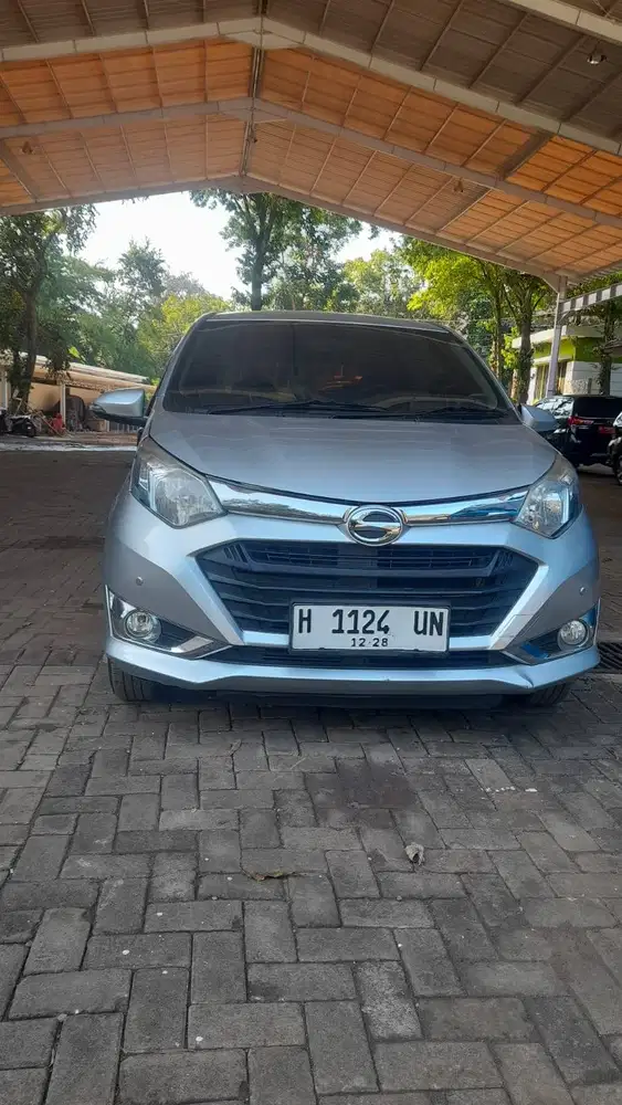 Sigra R Delux 2018 Akhir