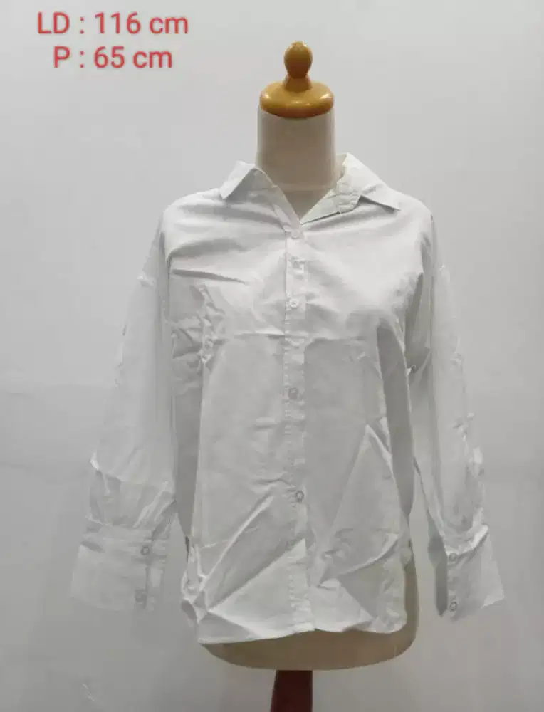 Kemeja Putih Casual Lengan Panjang