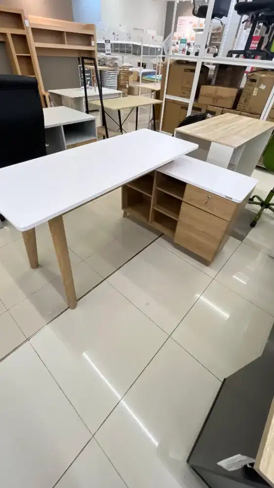 Meja Kerja L Pendant