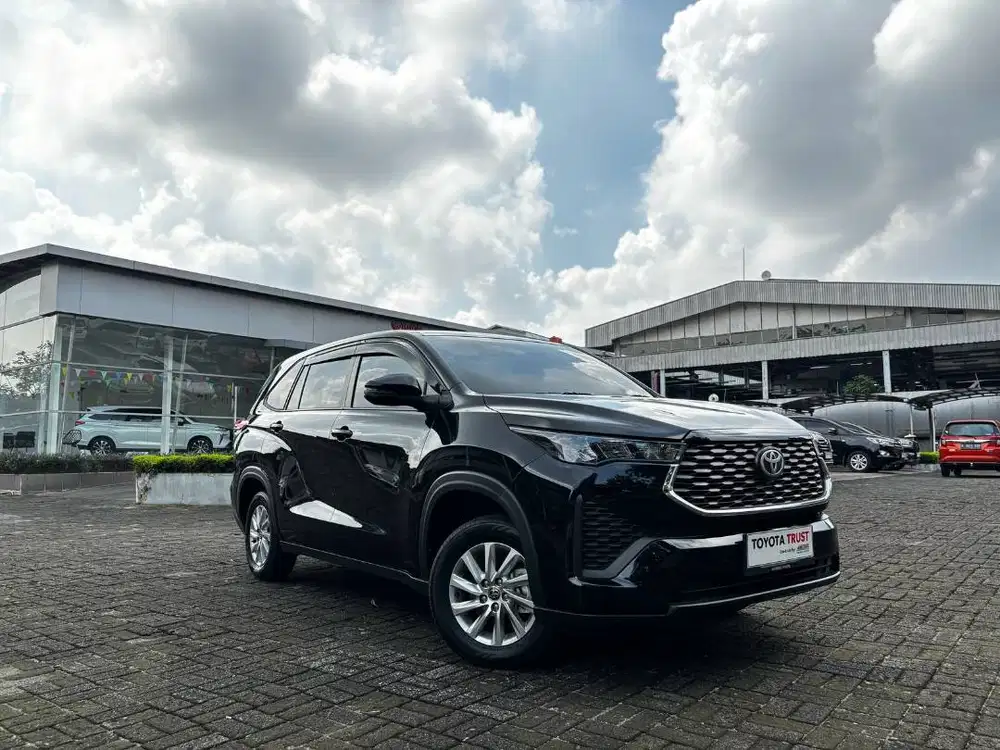 INNOVA ZENIX 2.0 G CVT 2024