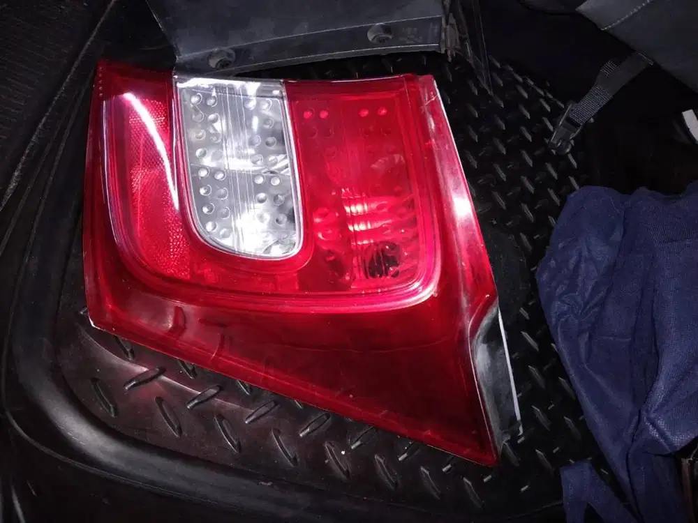 stoplamp freed facelift dan non facelift