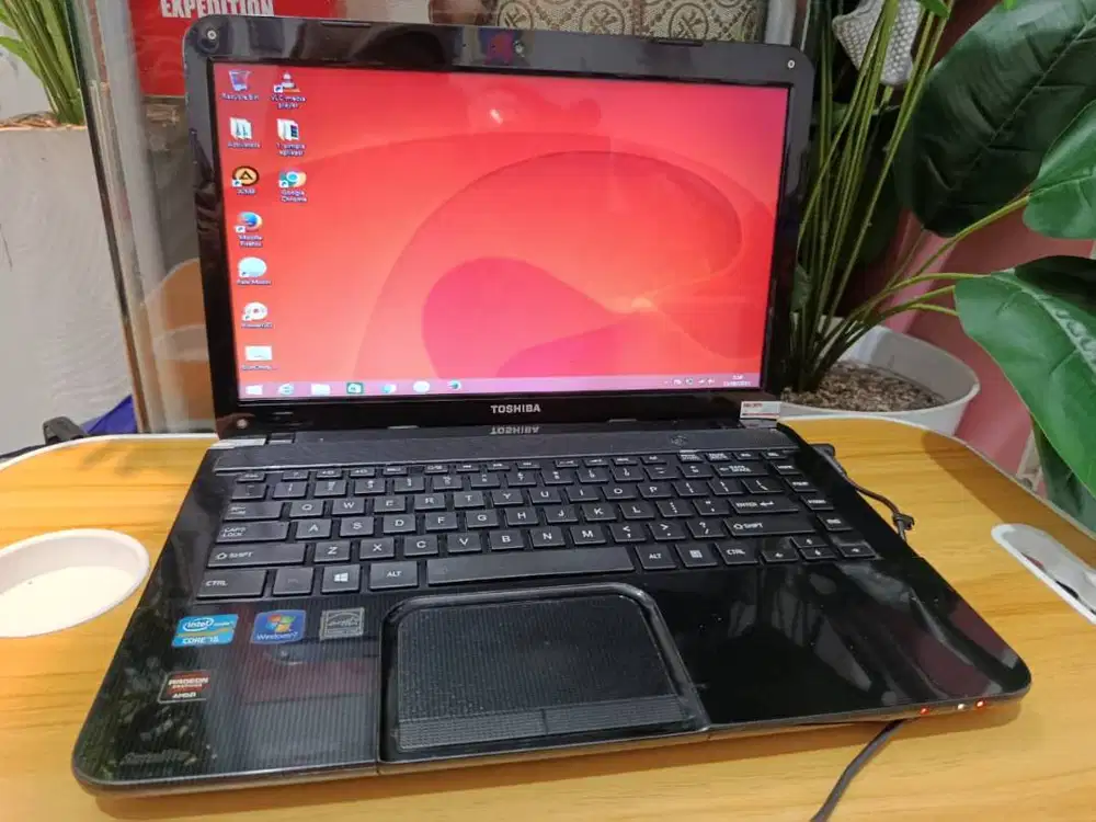 Laptop Toshiba satellite L840  Processor Intel core i5-3210M 2.5GHz