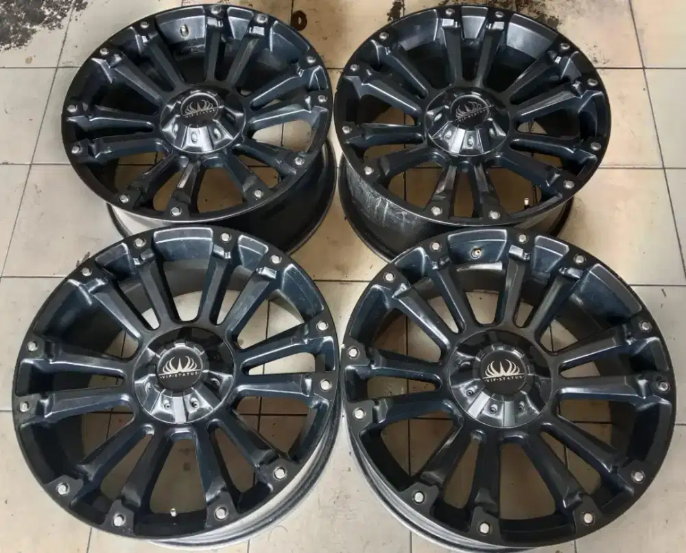 Dijual. 4pc velg kmc rockstar R20