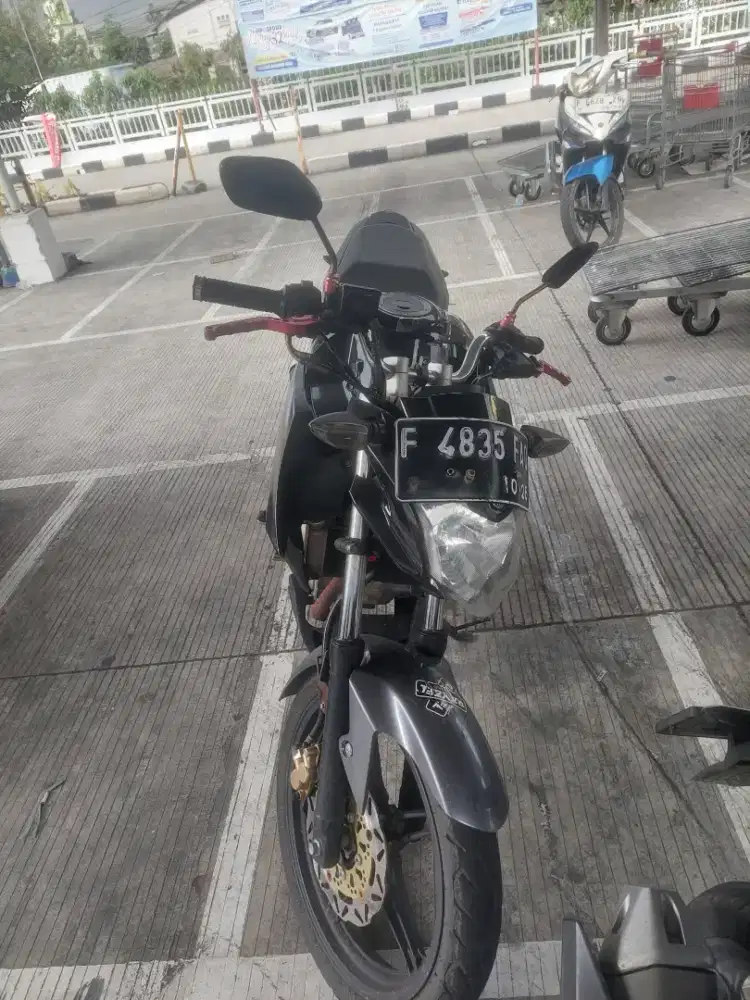 Di jual yamaha Vixion 2016