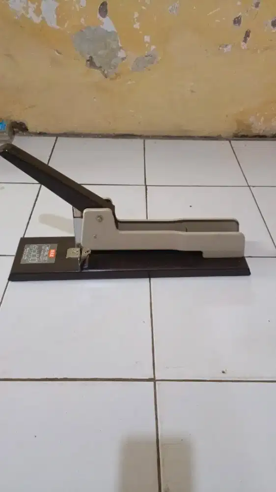 Jual cepet strapler max hd 13L/17