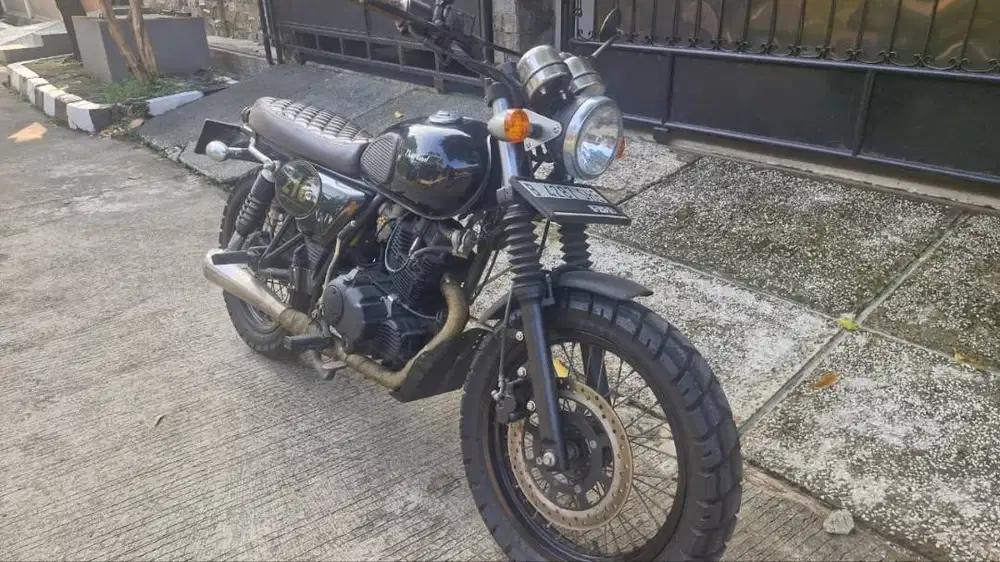 Motor Gede Cleveland Ace Scrambler 2018