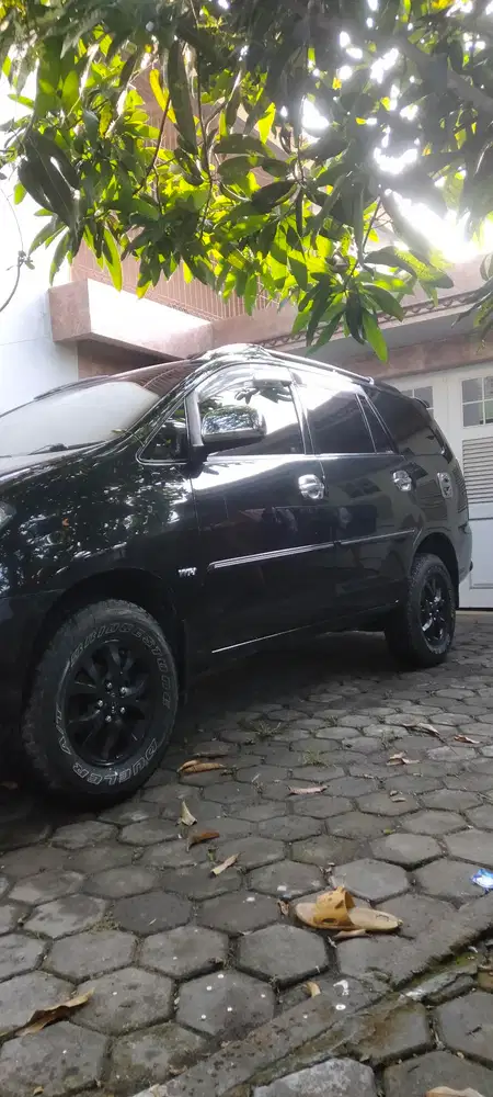 Toyota Kijang Innova 2007 Bensin